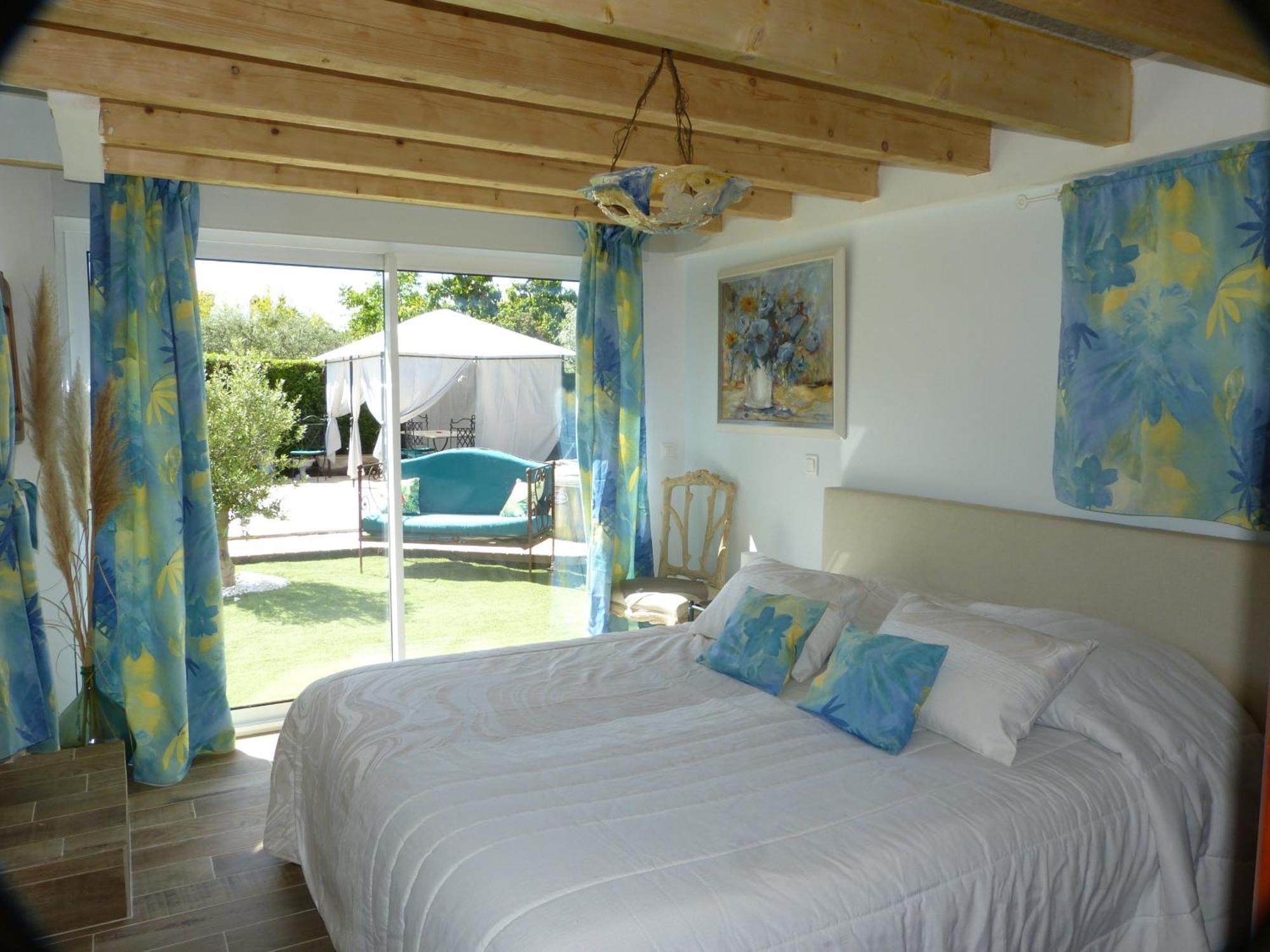 Eclats Du Sud Hebergements "Les Lavandes" Ou "Les Romarins" Meubles De Tourisme Classes 3 Etoiles Auriol Habitación foto